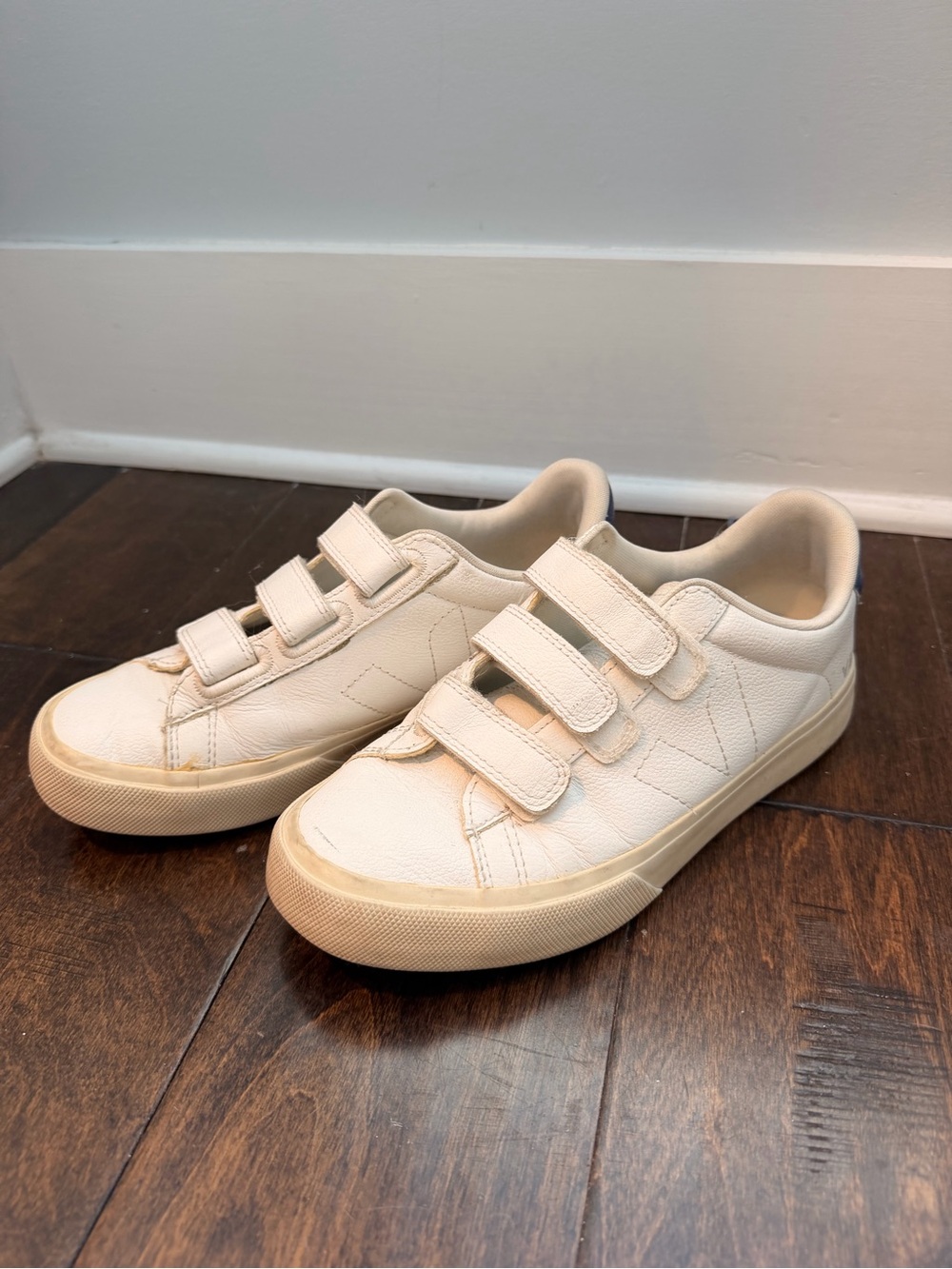 Veja Cream Velcro Sneakers